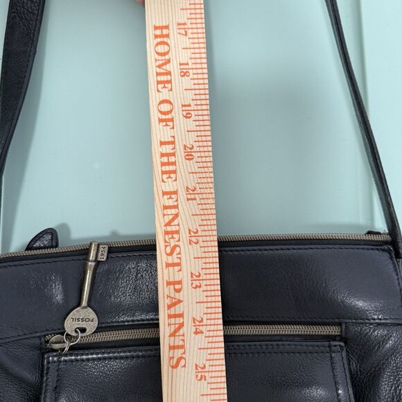 Vtg Fossil Leather Purse Crossbody Bag Black Key Charm Zips Grunge Capsule Boho - Picture 13 of 14